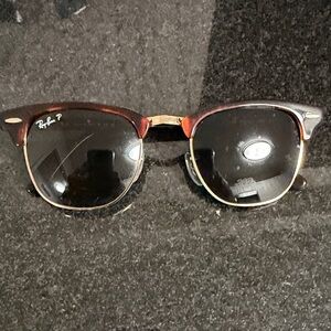 Ray-Ban Classic Sunglasses with Black and Brown Frame
